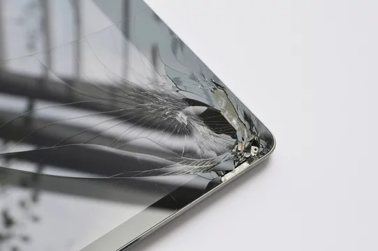 Замена стекла на iPad в Тюмени
