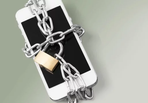  Разблокировка iPhone в Тюмени